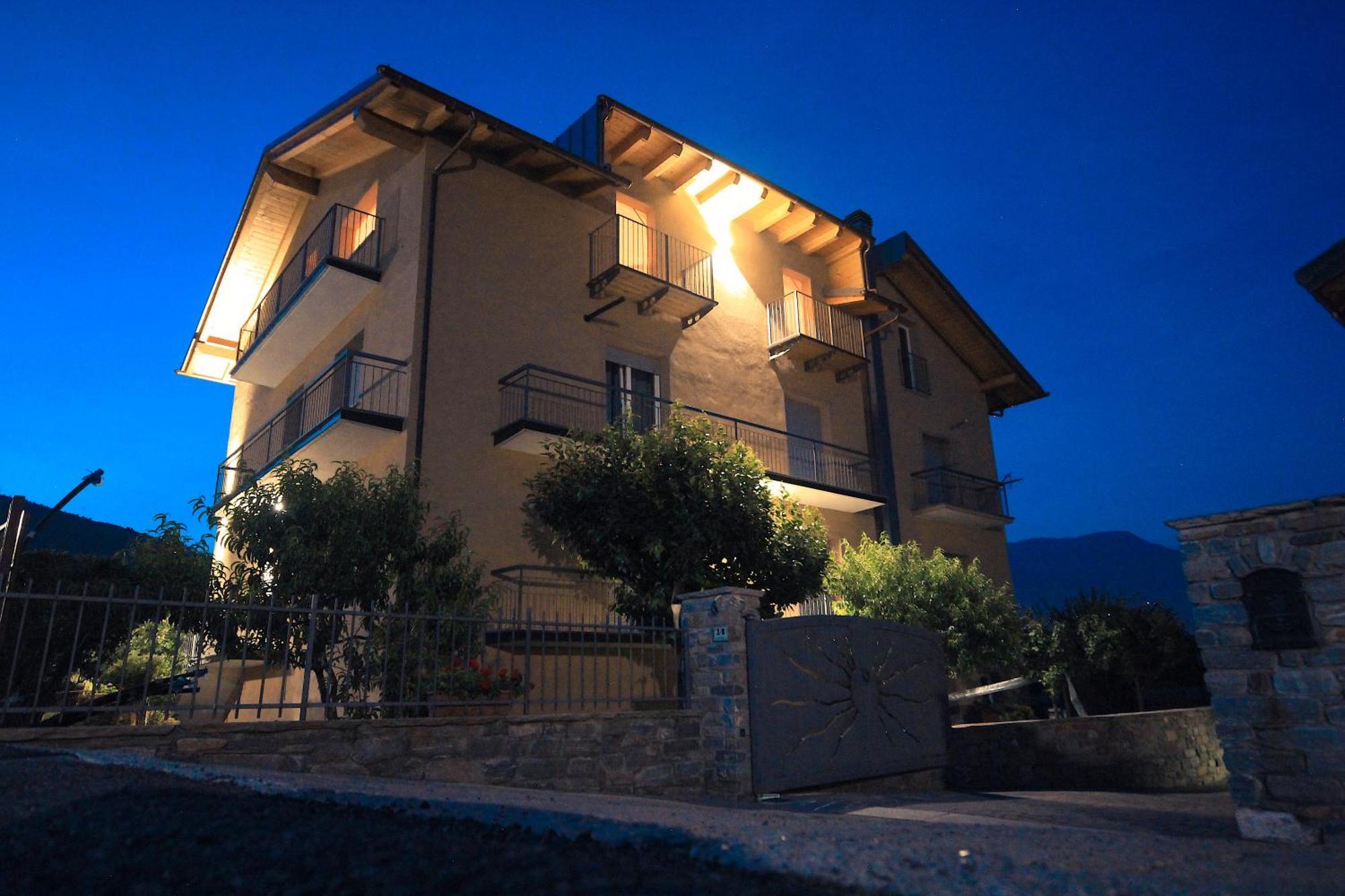 Appartement L'Envers Aosta Exterior foto